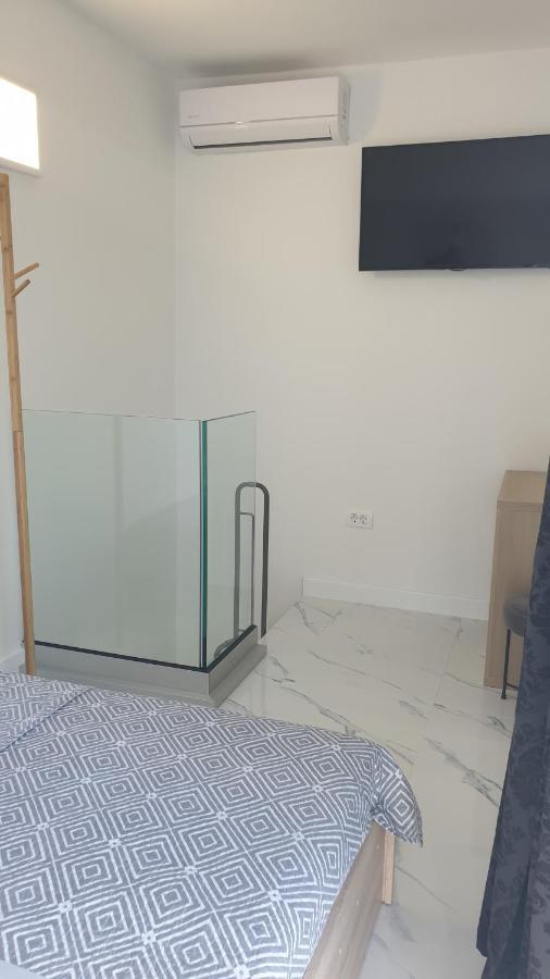 Izzy 2 Apartment เซนญ์ ภายนอก รูปภาพ