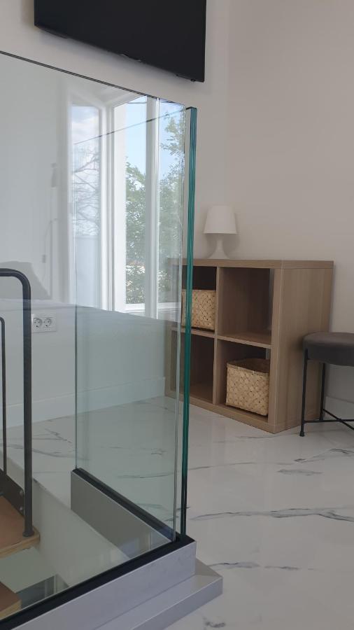 Izzy 2 Apartment เซนญ์ ภายนอก รูปภาพ